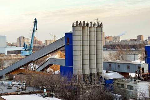 Москва, ш. Варшавское, вл. 37 Г, производственно-складской комплекс ОП = 3308,1 кв.м, Цена : 300.000.000 руб.  (продажа)