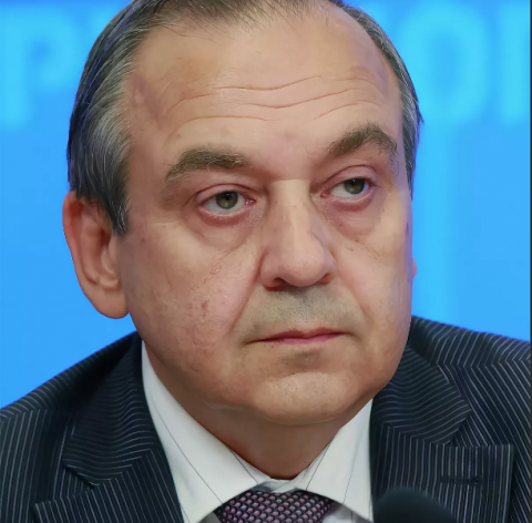 «Долларов у нас нет. Получается, что криптовалюта для нас была бы определенным выходом из ситуации." Георгий Мурадов.