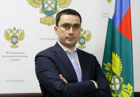 На волне большой распродажи государственной собственности не исключены и злоупотребления со стороны чиновников и иных лиц, уполномоченных на организацию продажи