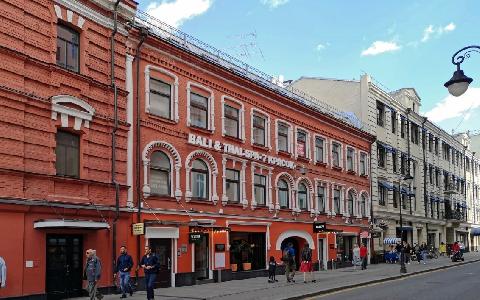 Москва , ул. Малая Бронная, д. 26, стр. 1, нежилое здание под реконструкцию, Цена : 68.625.000  руб. (продажа)