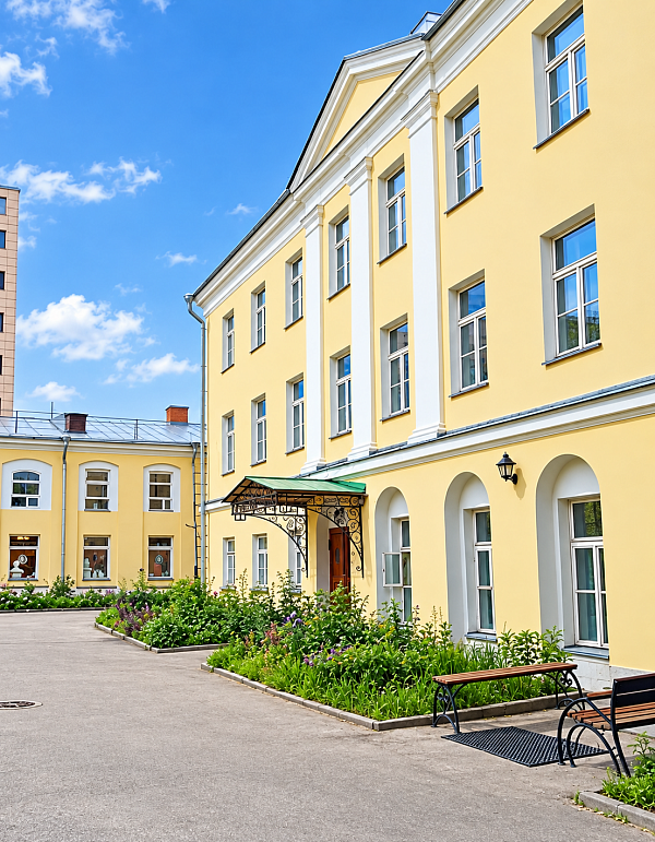 Москва, пер-к Старомонетный, д. 22, стр. 1, здание площадь 557,2 кв.м, Цена : 161.588.000 руб. (продажа)