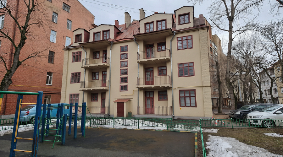 Москва, 6-й Ростовский пер., д. 4 А , 3-х эт. жилой дом площадь  662,3 кв.м, Цена : 98.474.596 руб. (продажа)